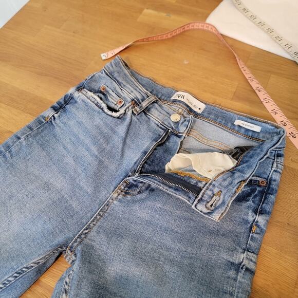 Zara High-Rise Cropped Bootcut Jean – Sky Blue / Size 4×26.5 - Picture 12 of 14